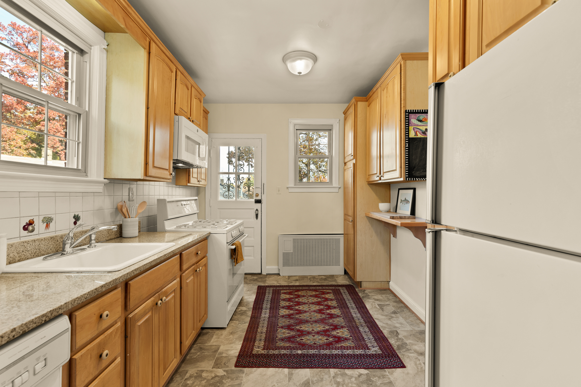 3141 Central Ave NE DC_Kitchen